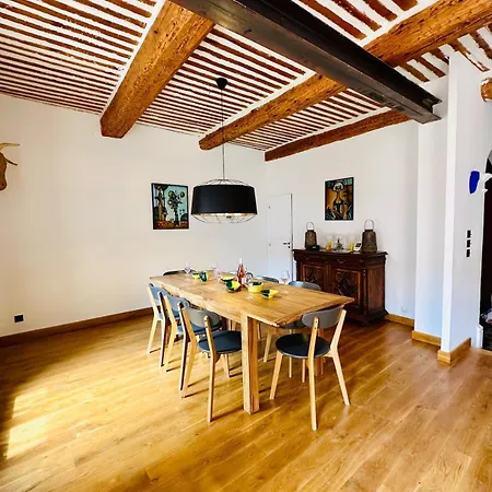 L'authentique, Maison De Village Avec Piscine 12 Personnes *