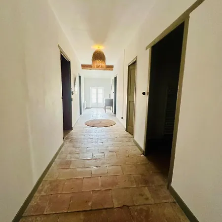 L'authentique, Maison De Village Avec Piscine 12 Personnes Quarante