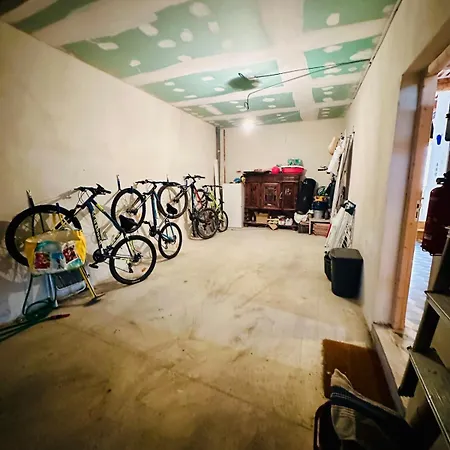 L'authentique, Maison De Village Avec Piscine 12 Personnes Quarante